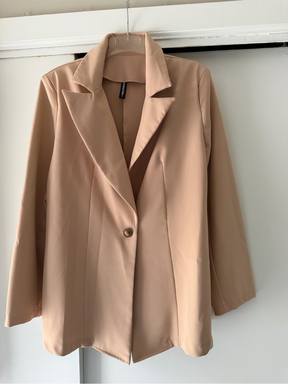Women's Blush Tan Single-Button Blazer